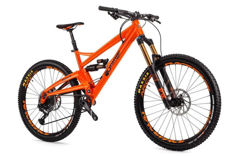 2017 Alpine 6 Factory Jet Black or Fizzy Orange