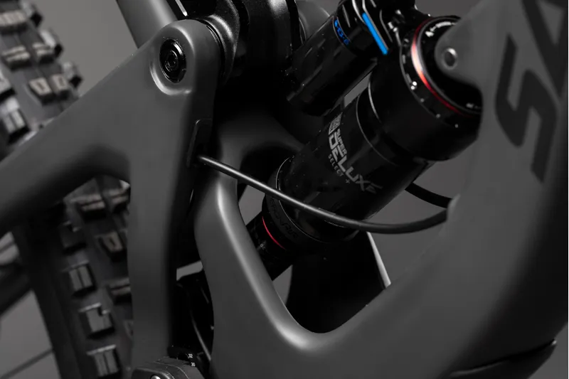 2019 Santa Cruz Megatower X01 Build-5