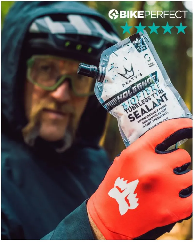 Peaty's Holeshot BioFibre Tubeless Tyre Sealant 120ml Trail Pouch-1