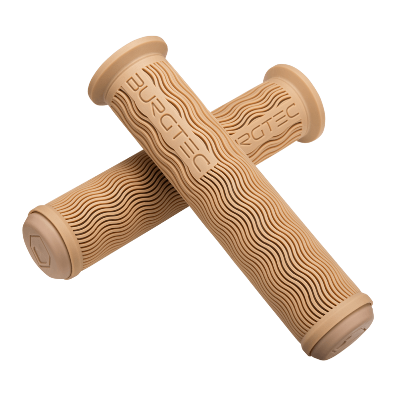 The Bartender Pro Vero Sandler Signature Grip in Hero Dirt