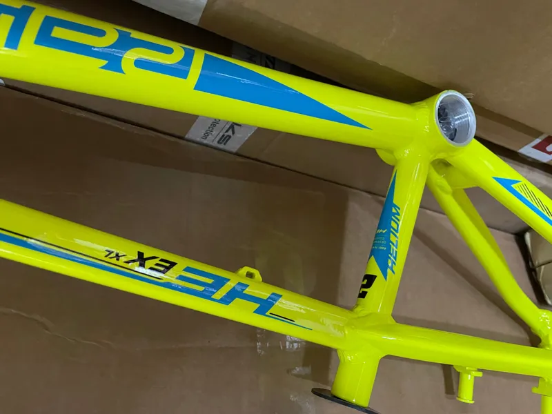 Radio Helium Expert XL frame 20.5 TT Neon Yellow-1