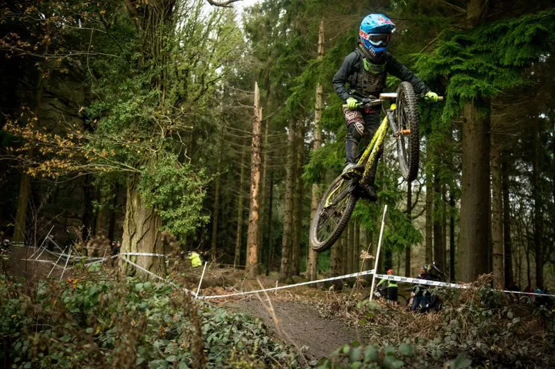 2022 Whyte 403 V2 26inch Youth Mountain Bike - Matt Granite/Grey-1