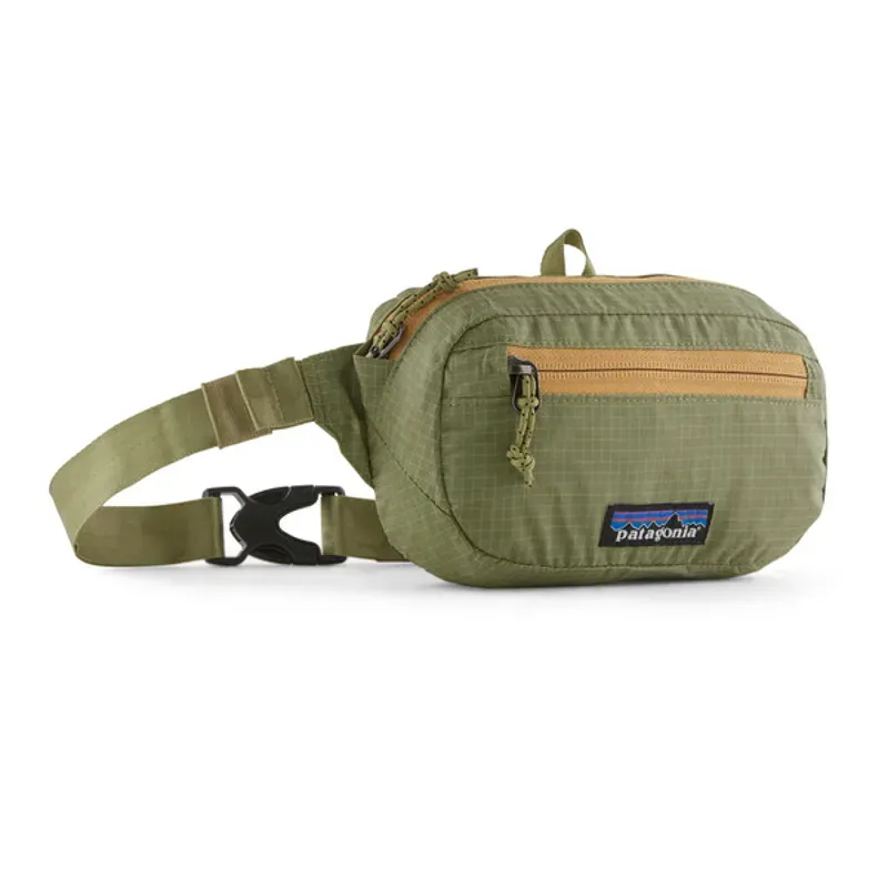Patagonia Ultralight 1-litre Black Hole Mini Hip Pack in Buckhorn Green
